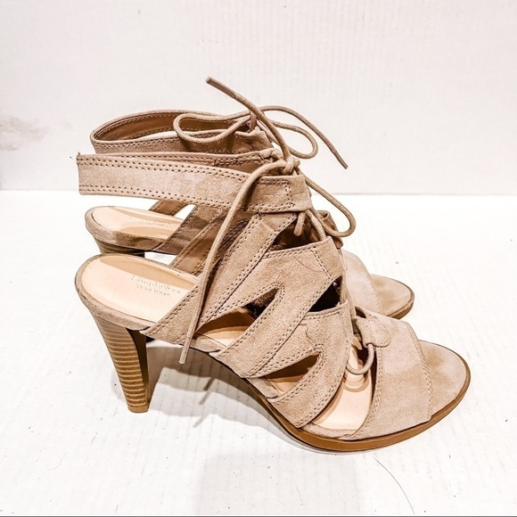 Simply Vera By Vera Wang Strappy Heels SZ-8 - Picture 1 of 7